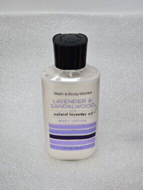 Bath & Body Works Lavender & Sandalwood Body Lotion Natural Lavender Oil 8 Fl Oz
